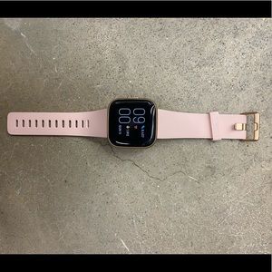 Fitbit Versa 3 - Bought in May 2021